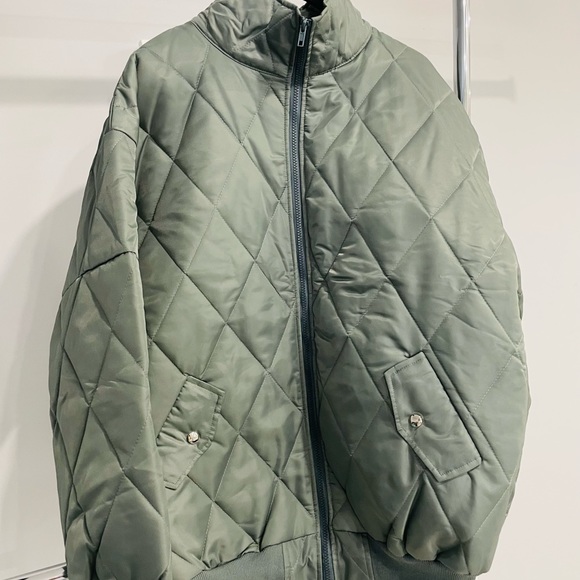 Grey Green Oversized Bomber Jacket - Picture 2 of 3